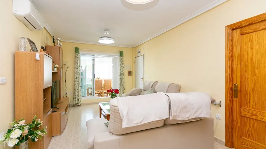 Penthouse de 89m² à Torrevieja, Spain No. 1158 № 6