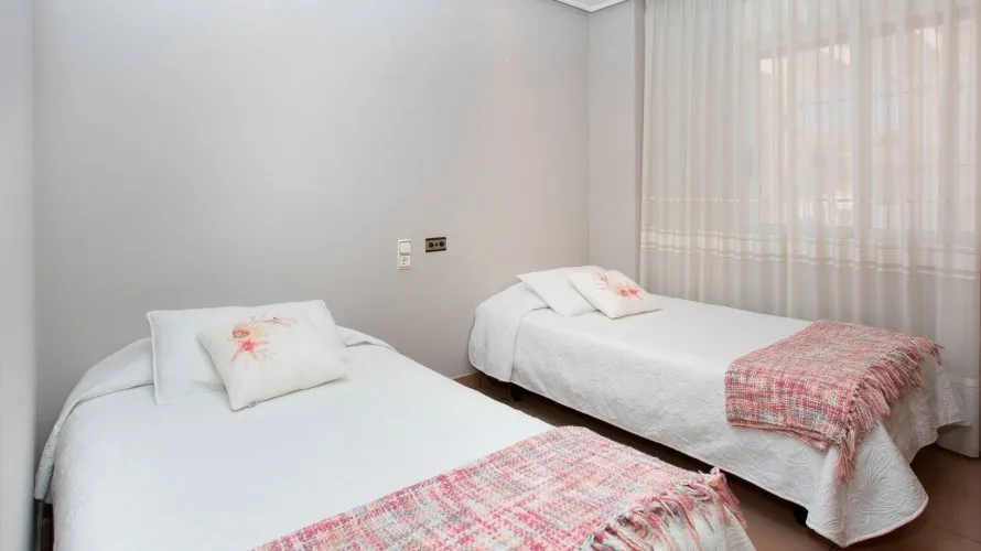 Villa de 180m² à Torrevieja, Spain No. 1557 № 15