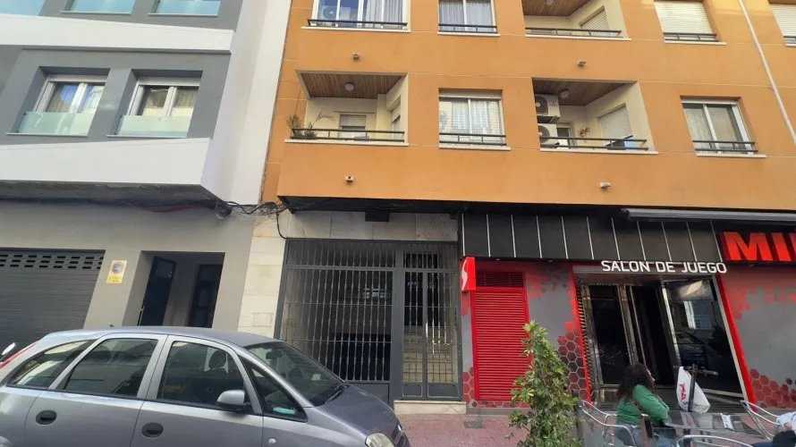 Apartment de 2 chambres à Torrevieja, Spain No. 2829