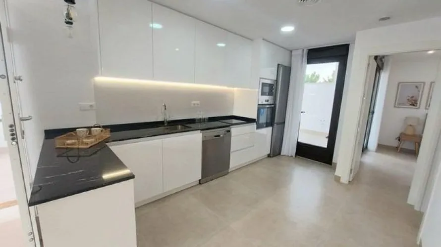 Villa de 3 chambres à San Pedro del Pinatar, Spain No. 508 № 7