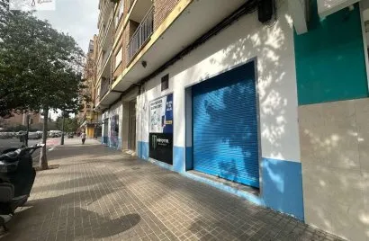 Commercial property de 415m² à Valencia, Spain No. 787