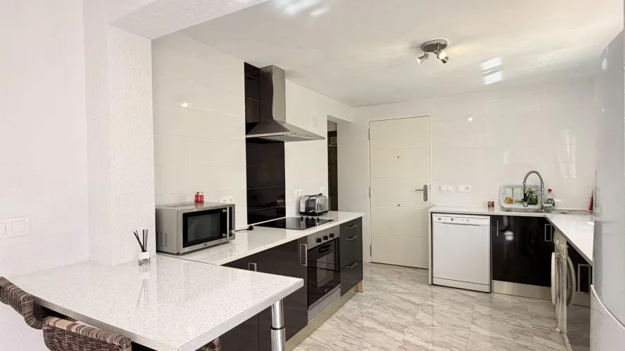 Villa de 5 chambres à Ciudad Quesada, Spain No. 1139 № 6