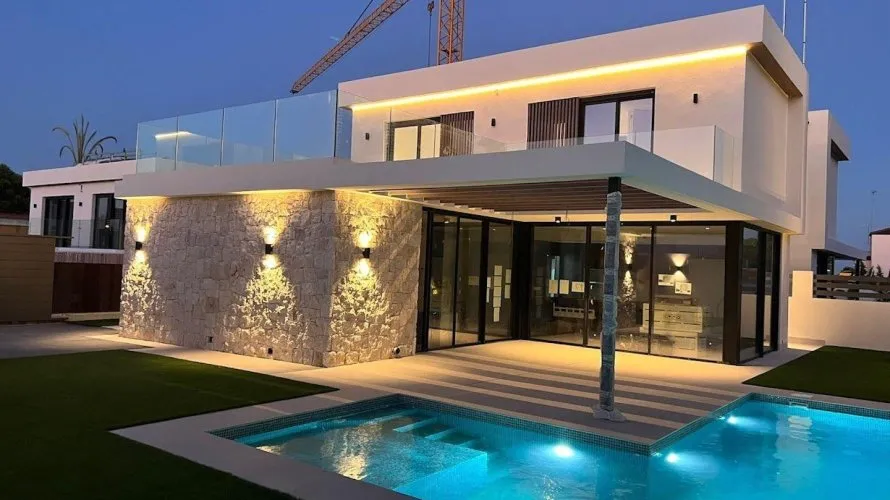 Villa de 3 chambres à Alicante, Spain No. 555 № 1