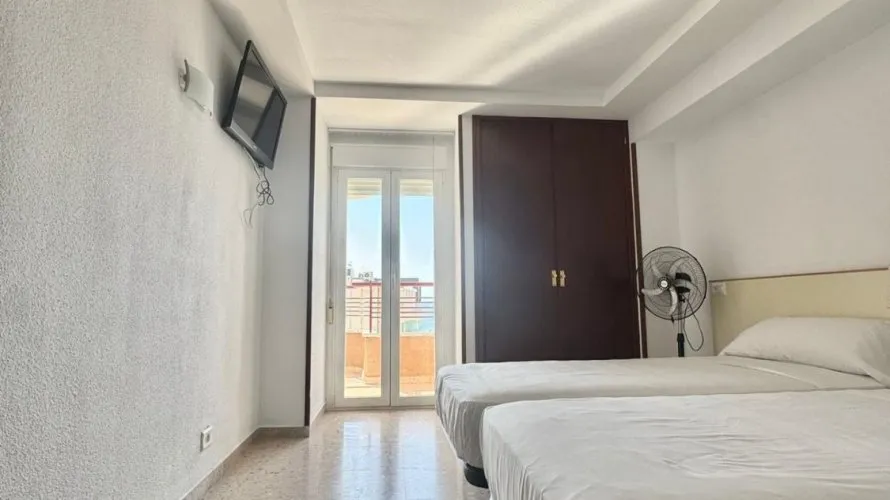 Apartment de 2 chambres à Benidorm, Spain No. 880 № 24