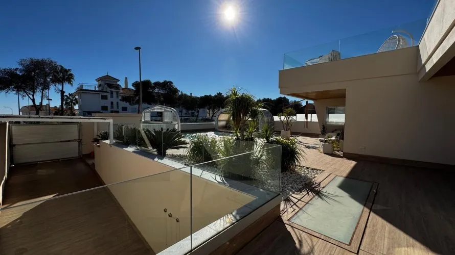 Villa de 4 chambres à Campoamor, Spain No. 1261