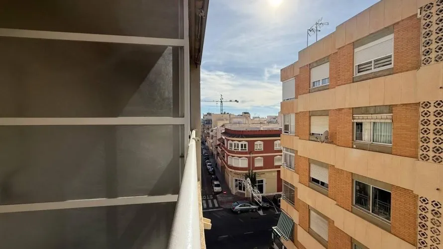 Apartment de 2 chambres à Torrevieja, Spain No. 2789 № 1