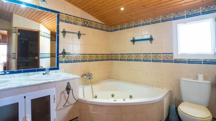 Villa de 4 chambres à Alicante, Spain No. 869 № 1