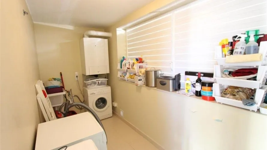 Apartment de 260m² à El Mascarat, Spain No. 970 № 3