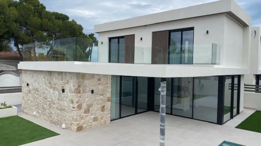 Villa de 3 chambres à Alicante, Spain No. 555
