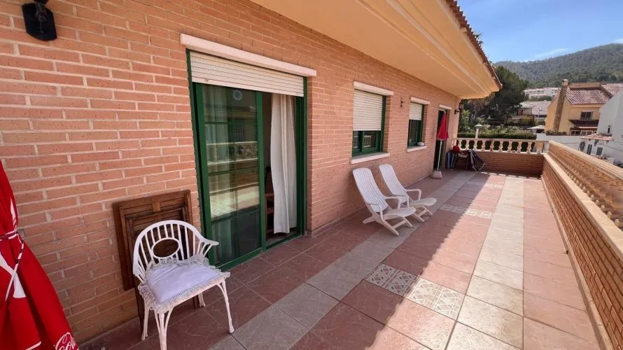 Villa de 480m² à Benidorm, Spain No. 688 № 12