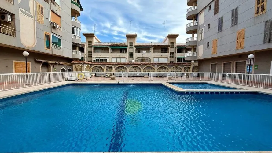 Apartment de 2 chambres à Torrevieja, Spain No. 2785 № 25