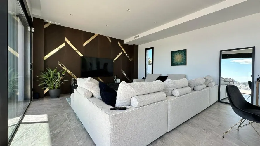 Villa de 3 chambres à Finestrat, Spain No. 1350 № 9