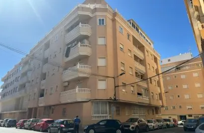 Apartment de 2 chambres à Torrevieja, Spain No. 2961