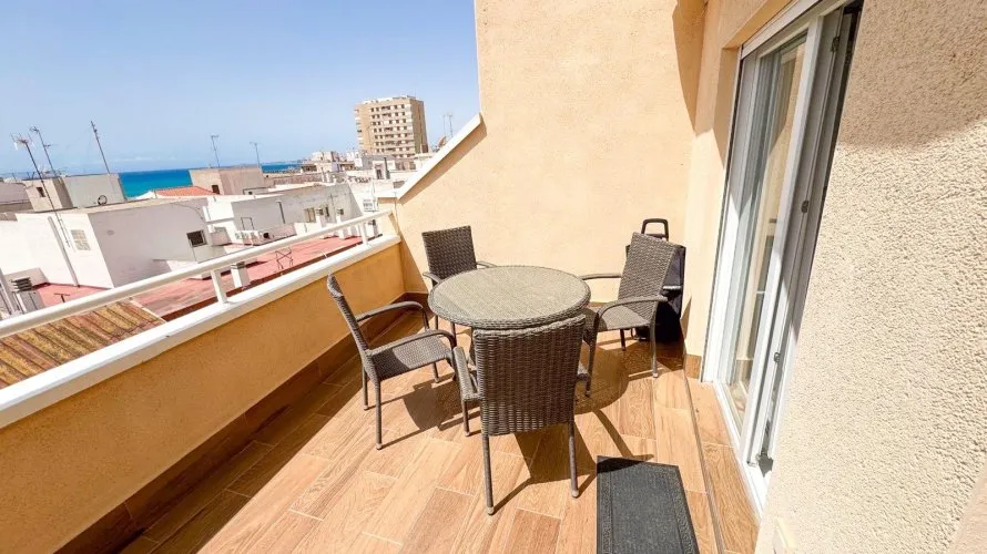 Penthouse de 2 chambres à Torrevieja, Spain No. 646 № 3