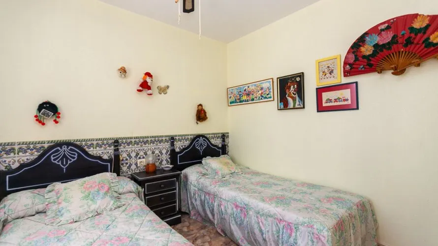Villa de 158m² à Cabo Roig, Spain No. 914 № 4