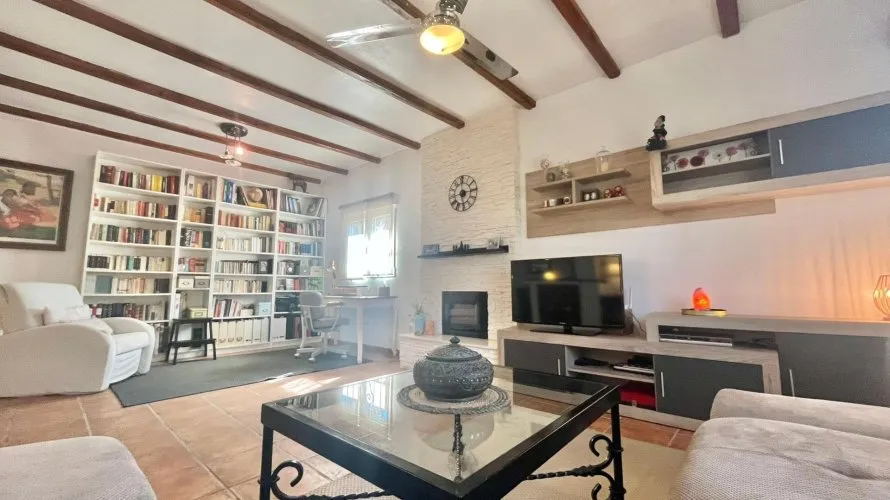 Villa de 3 chambres à Torrevieja, Spain No. 776 № 23