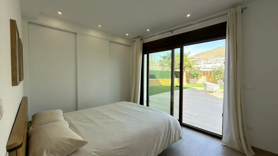 Villa de 5 chambres à Finestrat, Spain No. 1092 № 10
