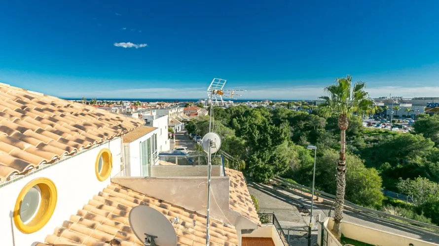 Apartment de 74m² à Playa Flamenca II, Spain No. 1140 № 1
