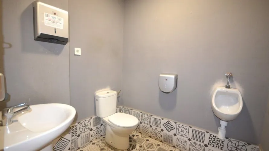 Commercial property de 200m² à Torrevieja, Spain No. 1409 № 18