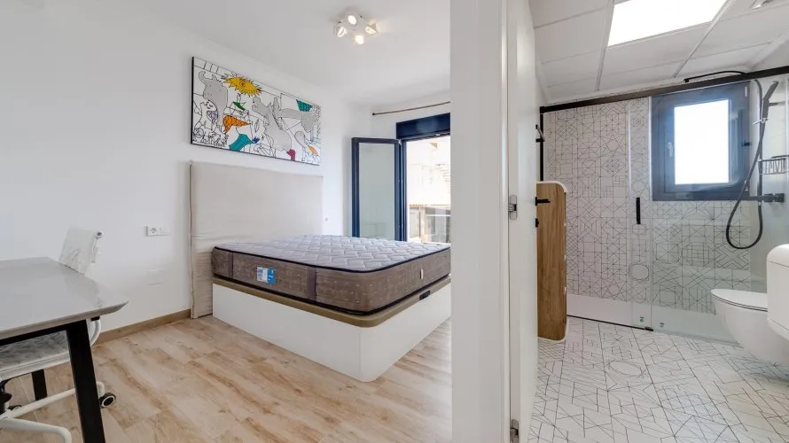 Villa de 210m² à Torrevieja, Spain No. 754 № 12