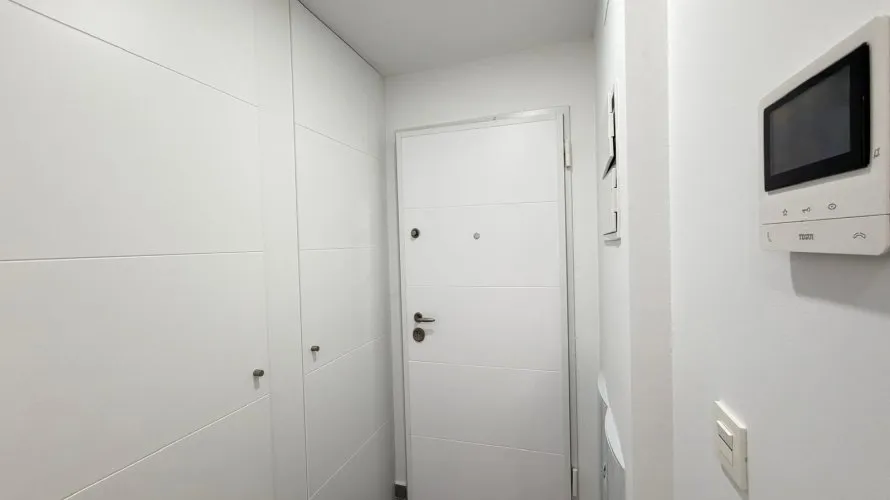 Apartment de 3 chambres à Torrevieja, Spain No. 237 № 1