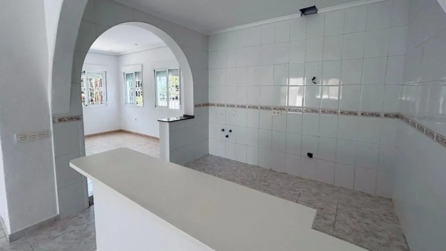 Villa de 3 chambres à Ciudad Quesada, Spain No. 857 № 8