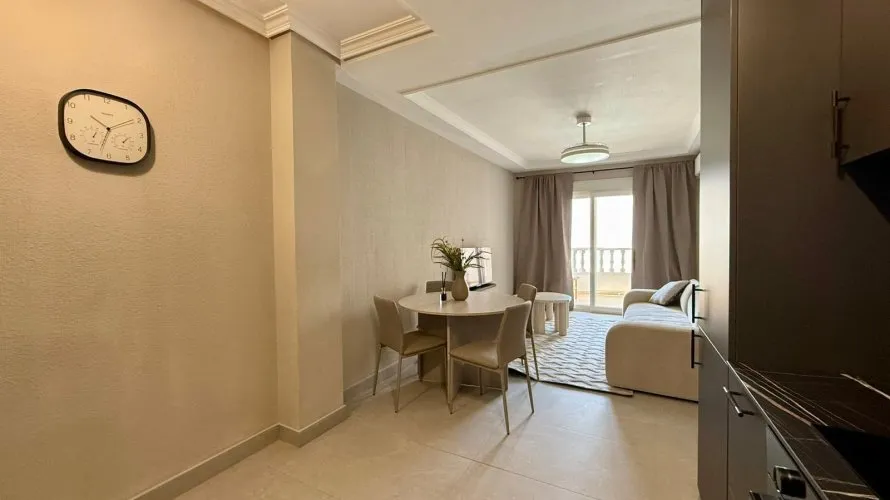 Apartment de 2 chambres à Torrevieja, Spain No. 1489 № 5