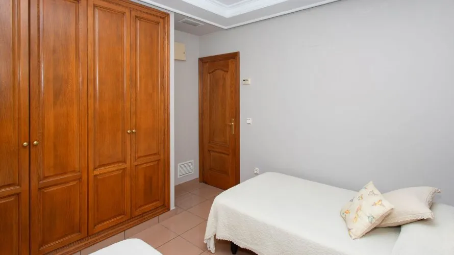Villa de 180m² à Torrevieja, Spain No. 1557 № 4