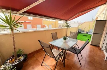 Penthouse de 2 chambres à Torrevieja, Spain No. 2766