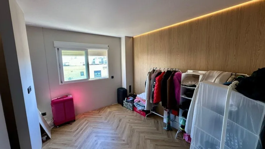 Apartment de 2 chambres à Paterna, Spain No. 1232 № 13