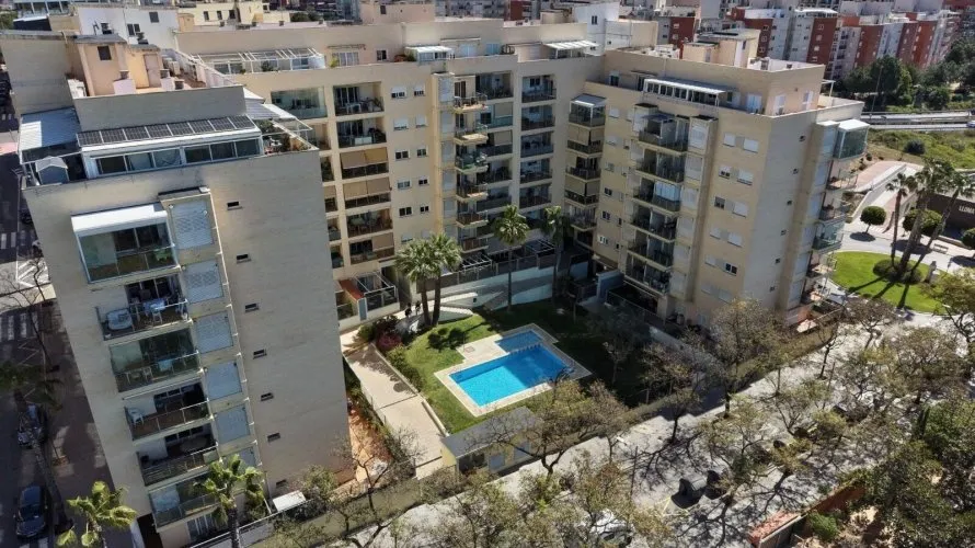 Apartment de 2 chambres à Paterna, Spain No. 1232 № 3
