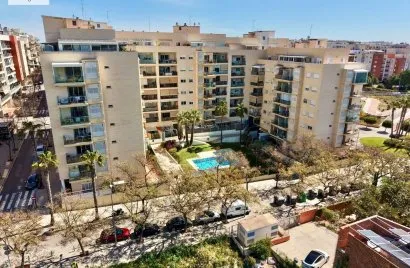 Apartment de 2 chambres à Paterna, Spain No. 1232