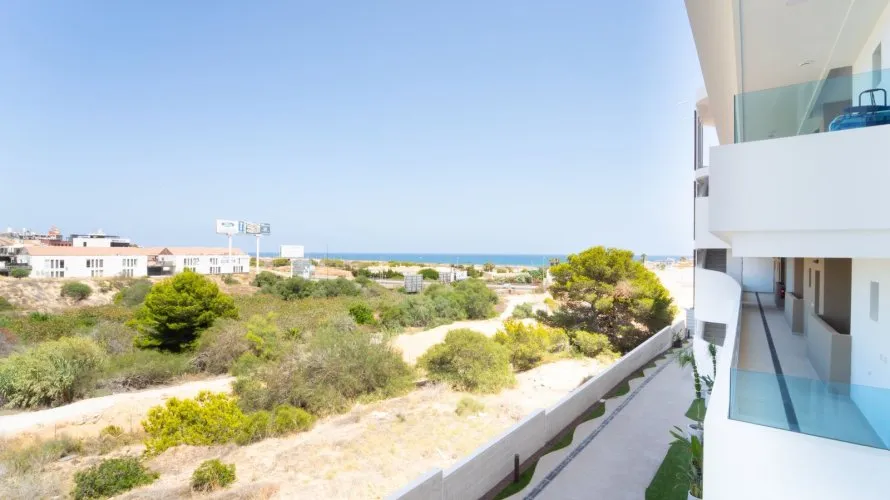 Apartment de 73m² à La Zenia, Spain No. 1555