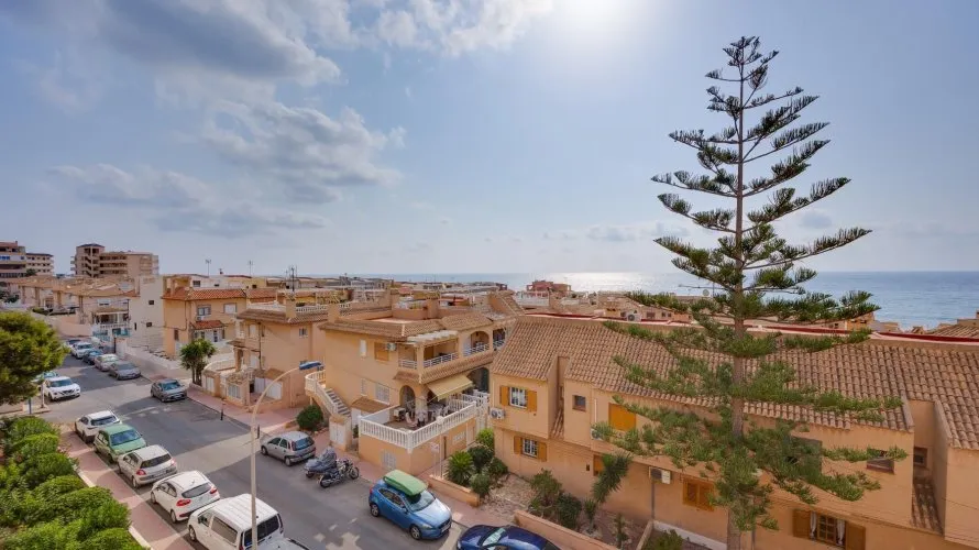 Apartment de 70m² à Torrevieja, Spain No. 3049 № 1