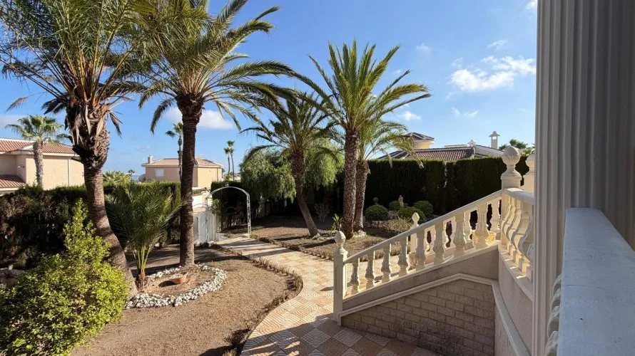 Villa de 6 chambres à Rojales, Spain No. 3090 № 21