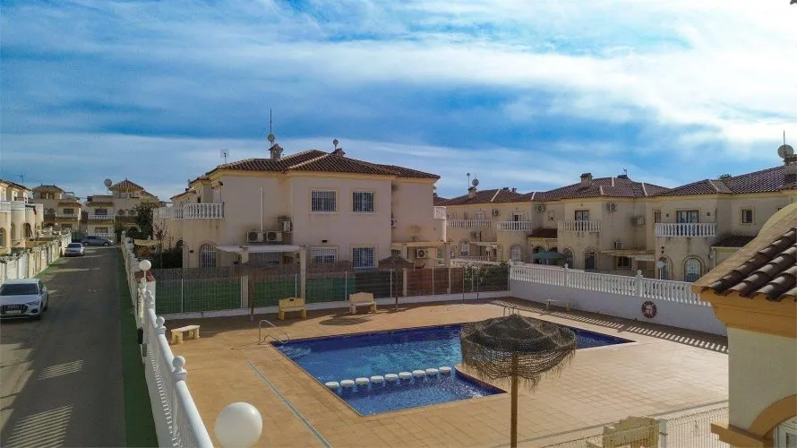 House de 3 chambres à Torrevieja, Spain No. 3179 № 5