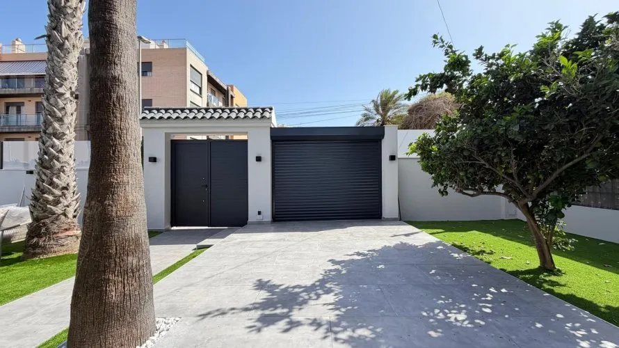 Villa de 4 chambres à Torrevieja, Spain No. 3132 № 6