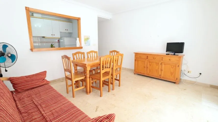 Apartment de 2 chambres à Torrevieja, Spain No. 3186 № 2