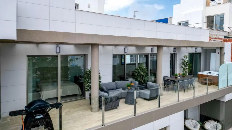 Apartment de 129m² à Torrevieja, Spain No. 3058