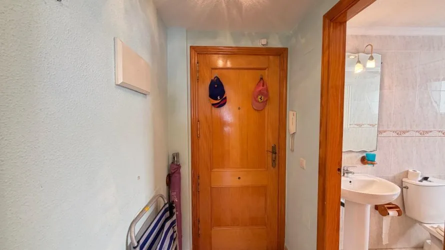 Apartment de 2 chambres à Torrevieja, Spain No. 3097 № 26