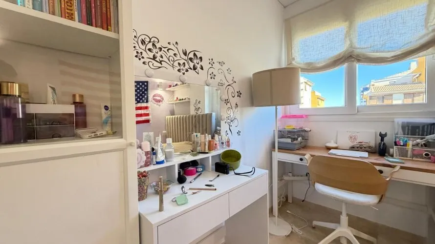 Apartment de 3 chambres à Torrevieja, Spain No. 3341