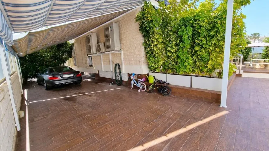 Apartment de 670m² à Torrevieja, Spain No. 3235 № 2