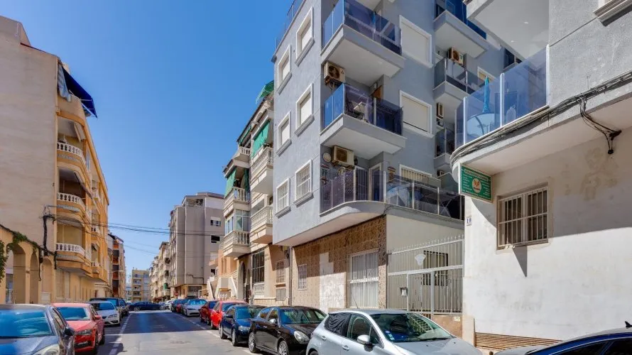 Apartment de 26m² à Torrevieja, Spain No. 3286 № 2