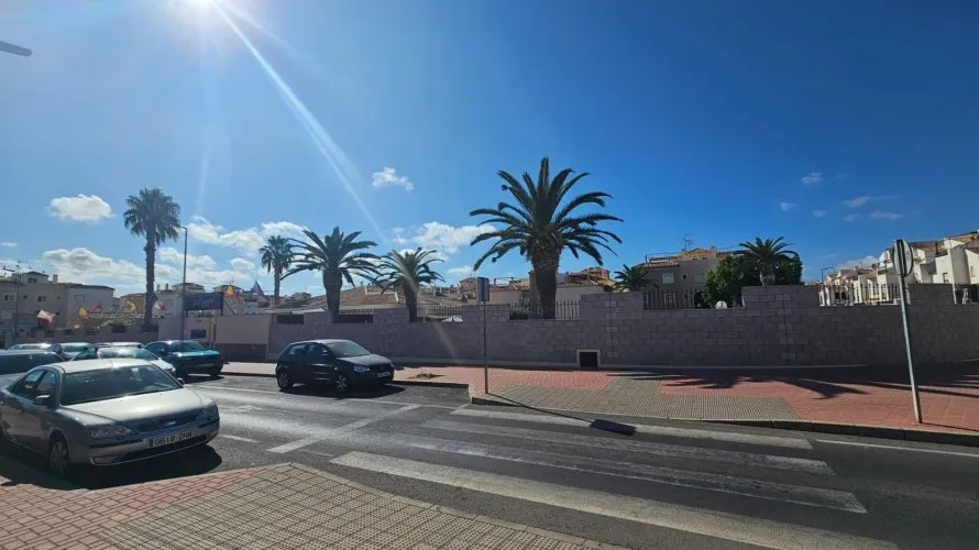 Apartment de 3 chambres à Torrevieja, Spain No. 3280 № 1