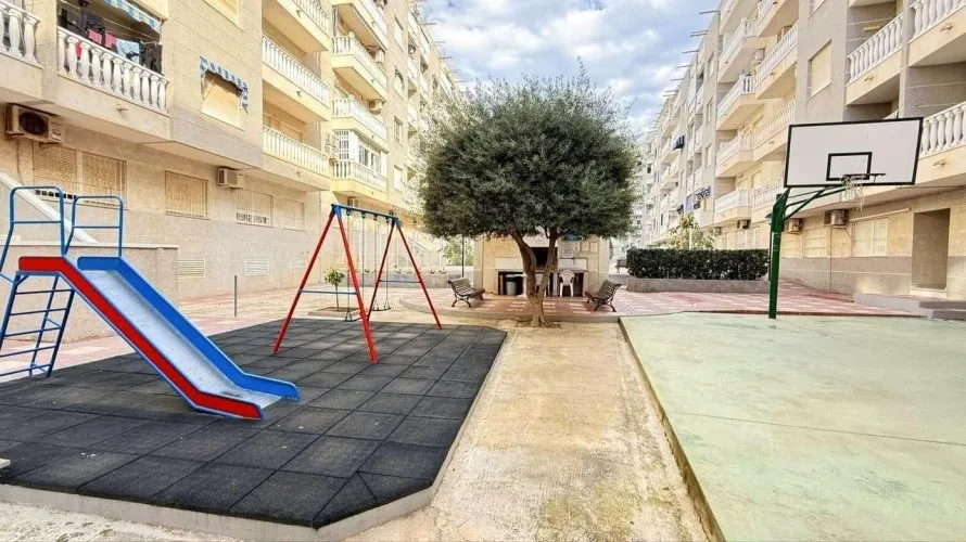 Apartment de 1 chambre à Torrevieja, Spain No. 3264 № 1