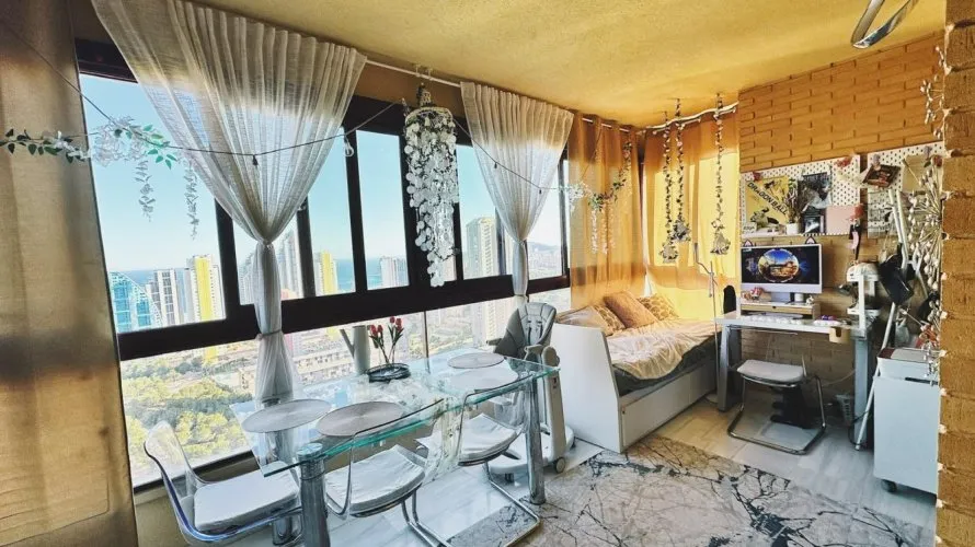 Apartment de 2 chambres à Benidorm, Spain No. 3420