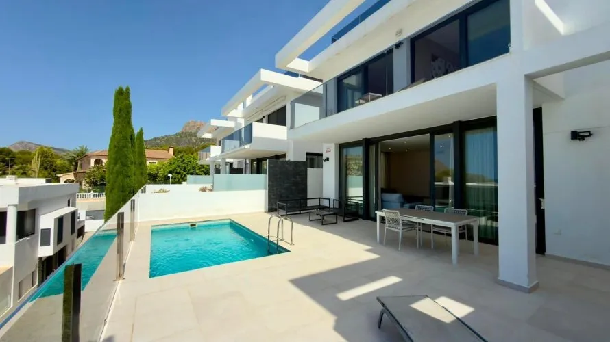 Villa de 4 chambres à Calpe, Spain No. 3204 № 25