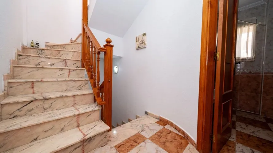 Villa de 96m² à La Zenia, Spain No. 3411 № 5