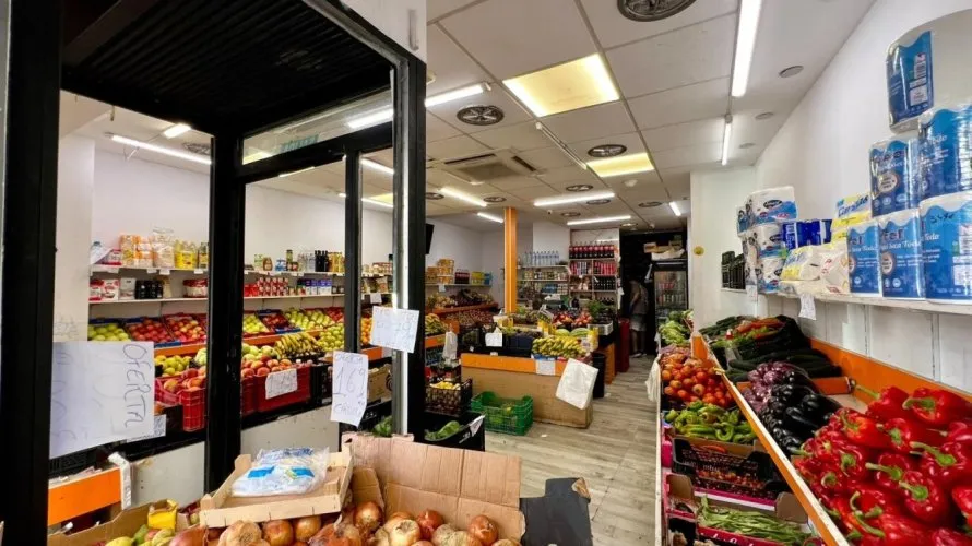 Commercial property de 62m² à Torrevieja, Spain No. 3437 № 7