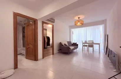 Apartment de 1 chambre à Alicante, Spain No. 3421